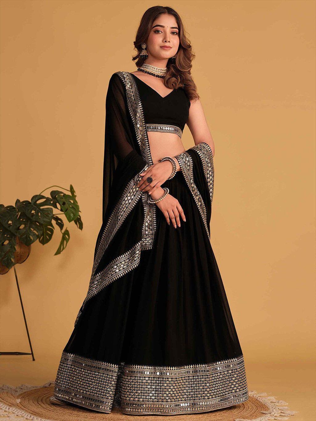 Eloriya Kalavati's Black Lehenga Choli | Eloriya India