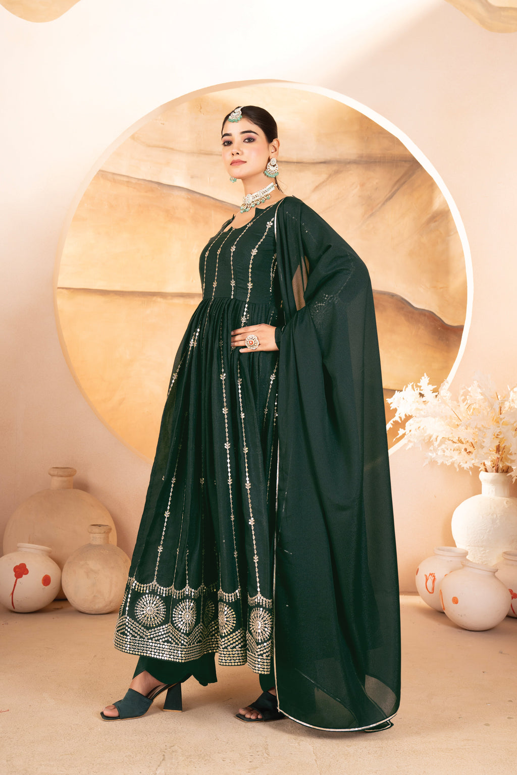 Eloriya Gauri's New Trendy Anarkali Suit Set - M [38] | Eloriya India