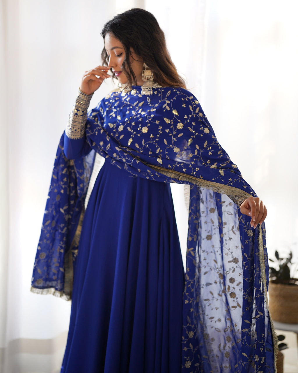 Eloriya Salini's Beutifull Fancy Anarkali Suit Set - M | Eloriya India