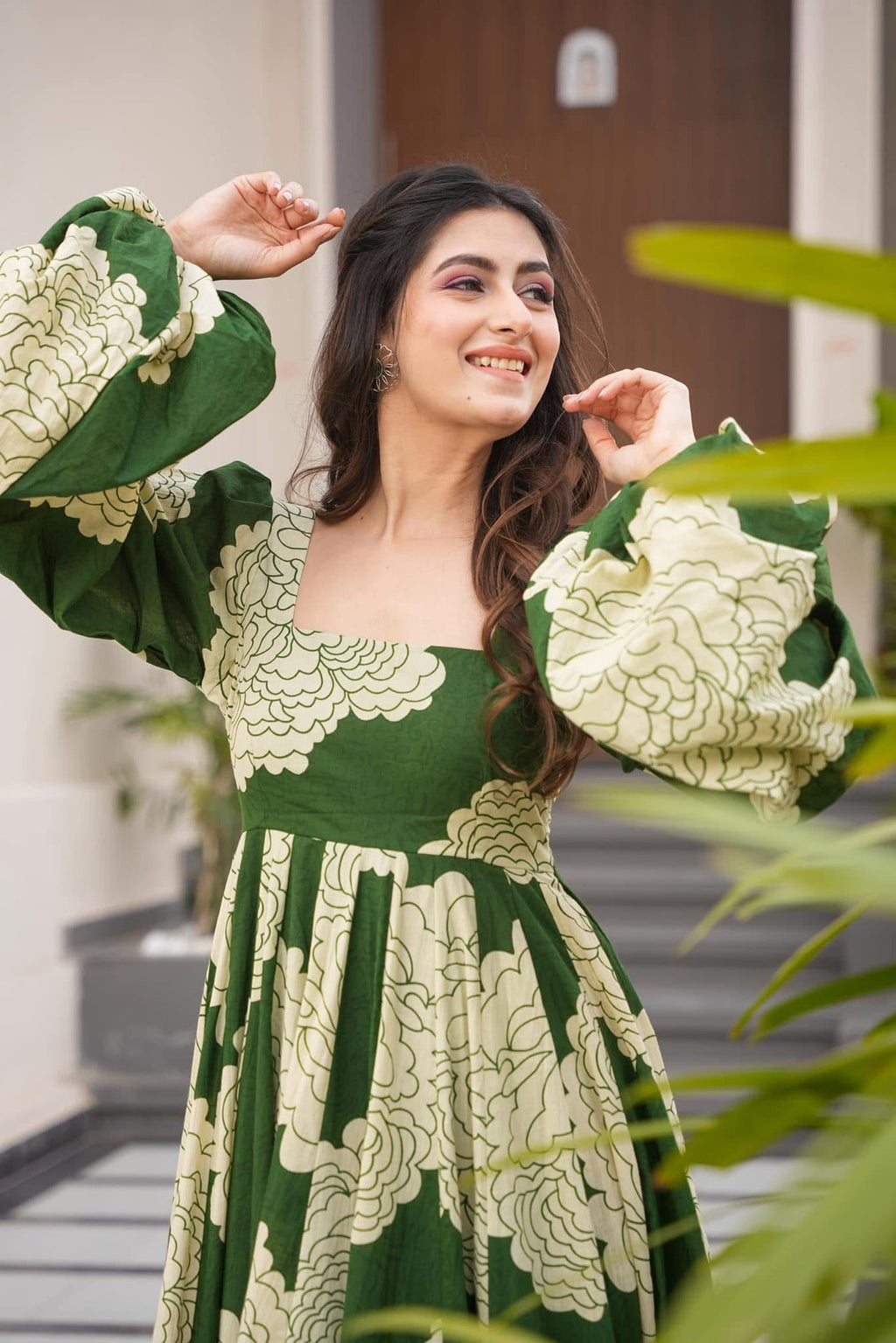 Eloriya Vaanya 's Premium Designer Gown - XL [42] | Eloriya India