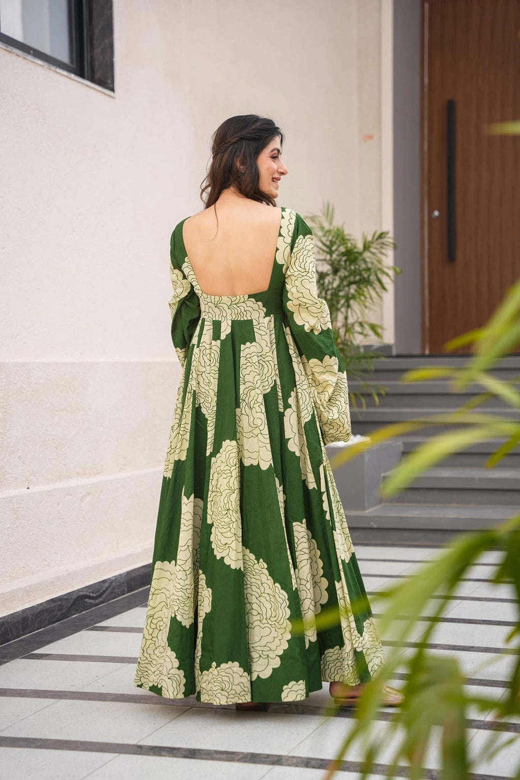 Eloriya Vaanya 's Premium Designer Gown - S [36] | Eloriya India