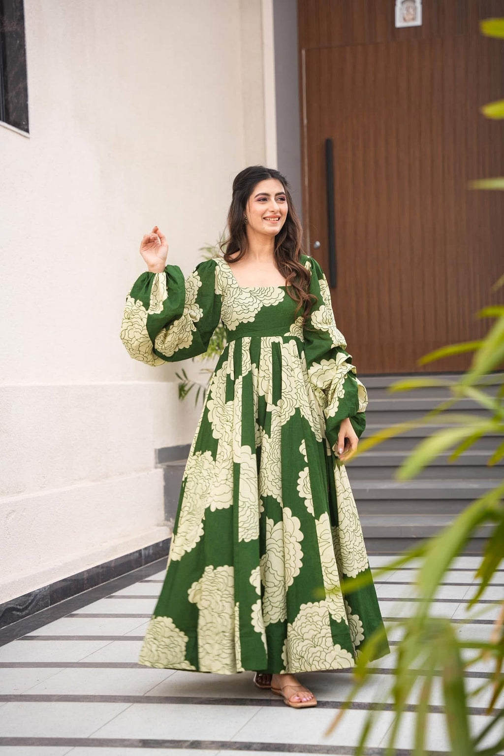 Eloriya Vaanya 's Premium Designer Gown - XS [34] | Eloriya India