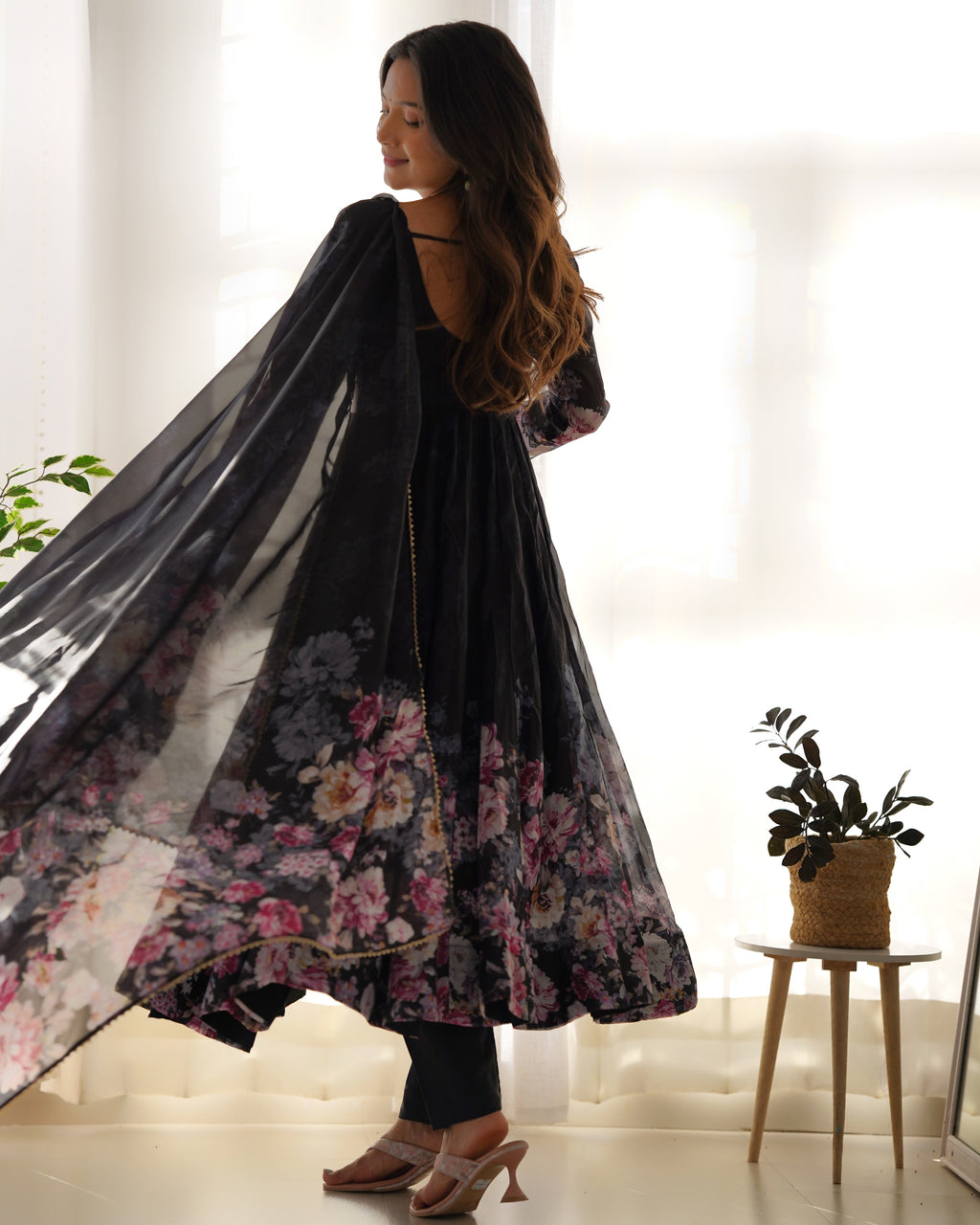 Eloriya Premium Quality Silk Gown Anarkali Suit Set - XL | Eloriya India