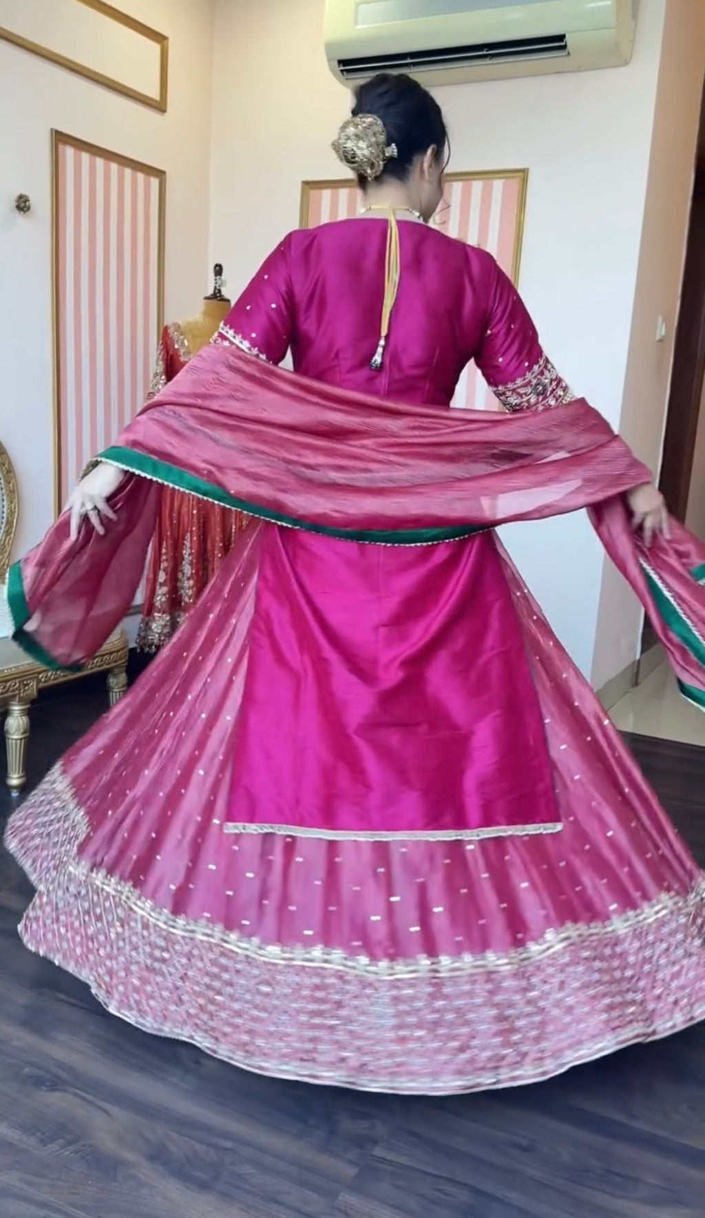 Eloriya Shahi Gulzar Heavy Embroidered Lehenga Suit Set - XL [42] | Eloriya India