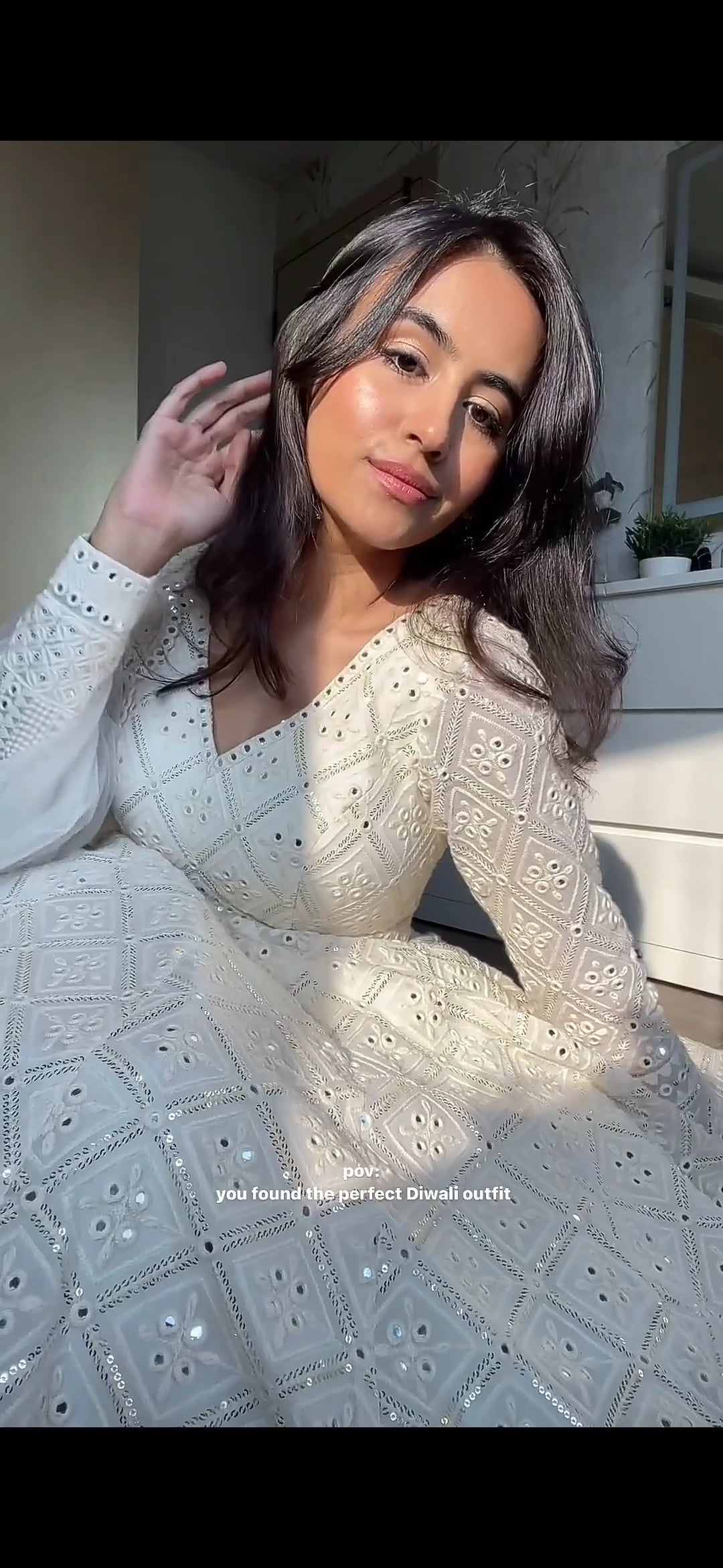 Eloriya Aniska Lakhnavi Embroidered Work Anarkali Suit Set - M [38] | Eloriya India