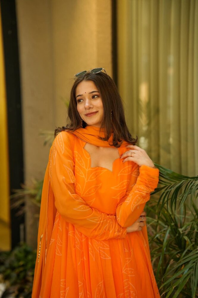 Eloriya Marigold Orange Georgette Suit Set - S [36] | Eloriya India