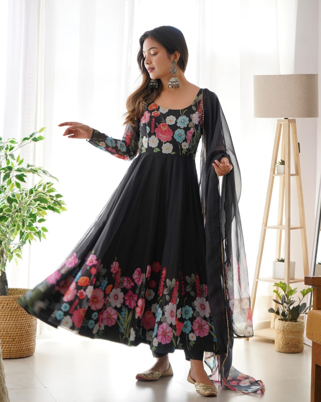 Eloriya Madhuri's Ready To Wear Black Suit Set - S(36) | Eloriya India
