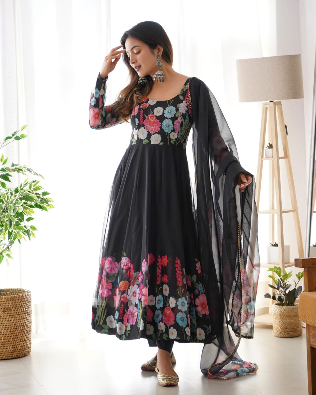 Eloriya Madhuri's Ready To Wear Black Suit Set | Eloriya India