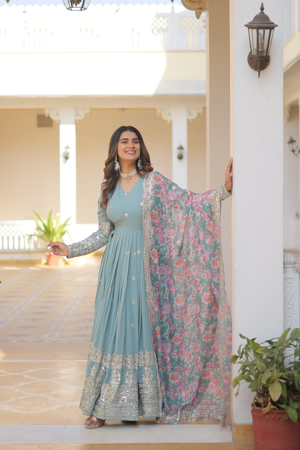 Eloriya Kavita's Designere Gown - XS [34] | Eloriya India
