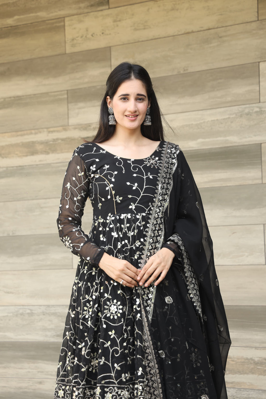 Eloriya Damini's Black Coloured Suit - M [38] | Eloriya India