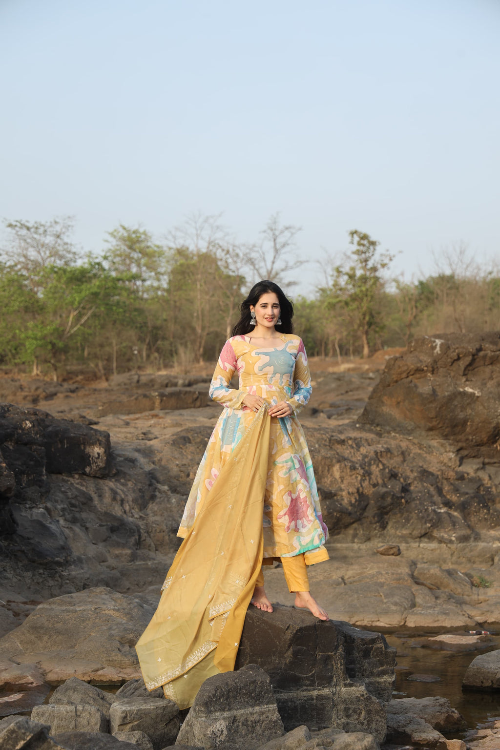 Eloriya Kajal's Multi Coloured Suit - S [36] | Eloriya India