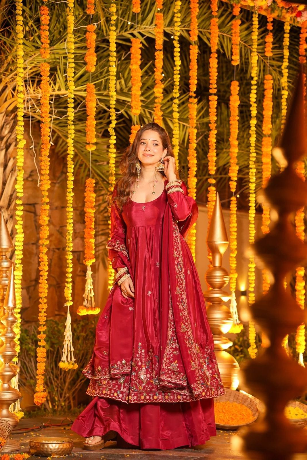 Eloriya Ravisha Floral Anarkali Anarkali Suit Set - XL [42] | Eloriya India