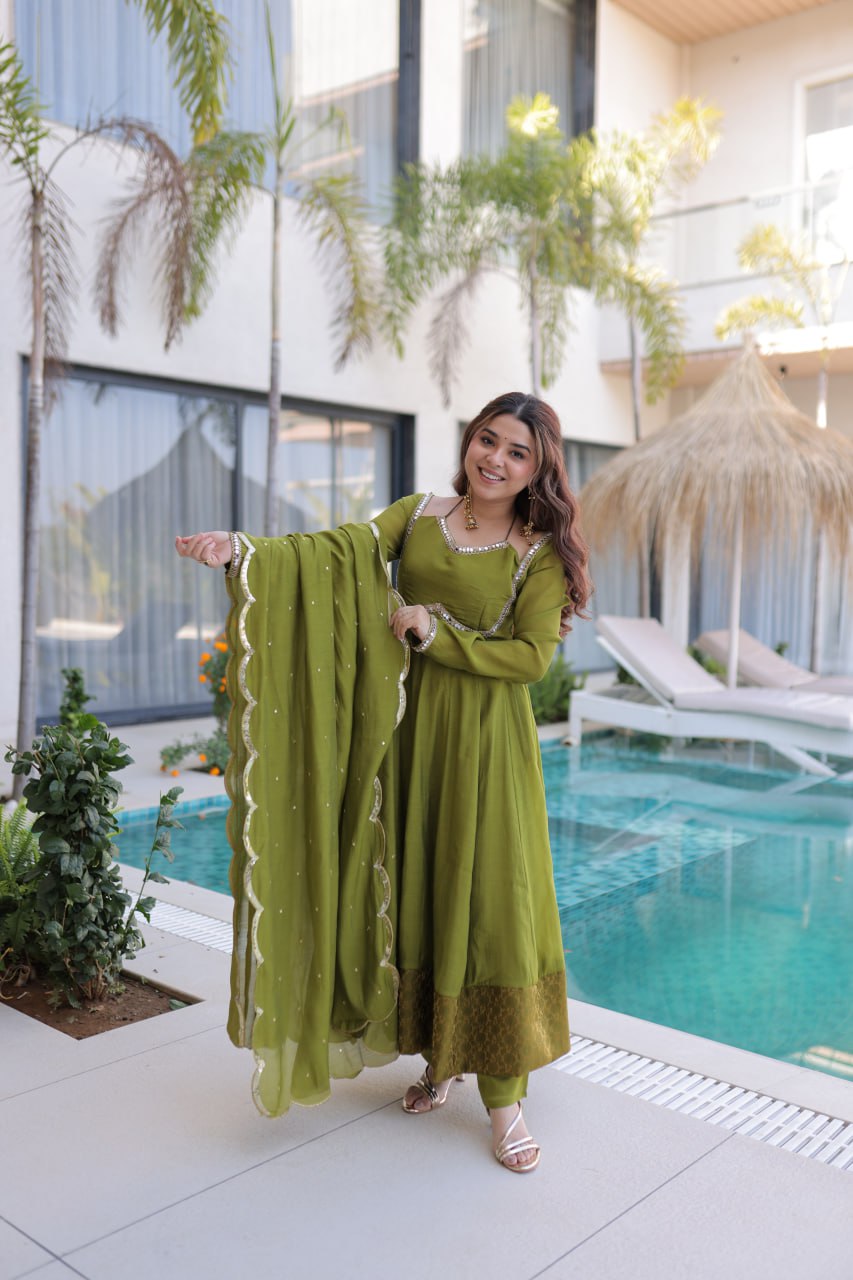 Eloriya Graceful Queen Look Mehendi Green Anarkali Suit Set - L [40] | Eloriya India
