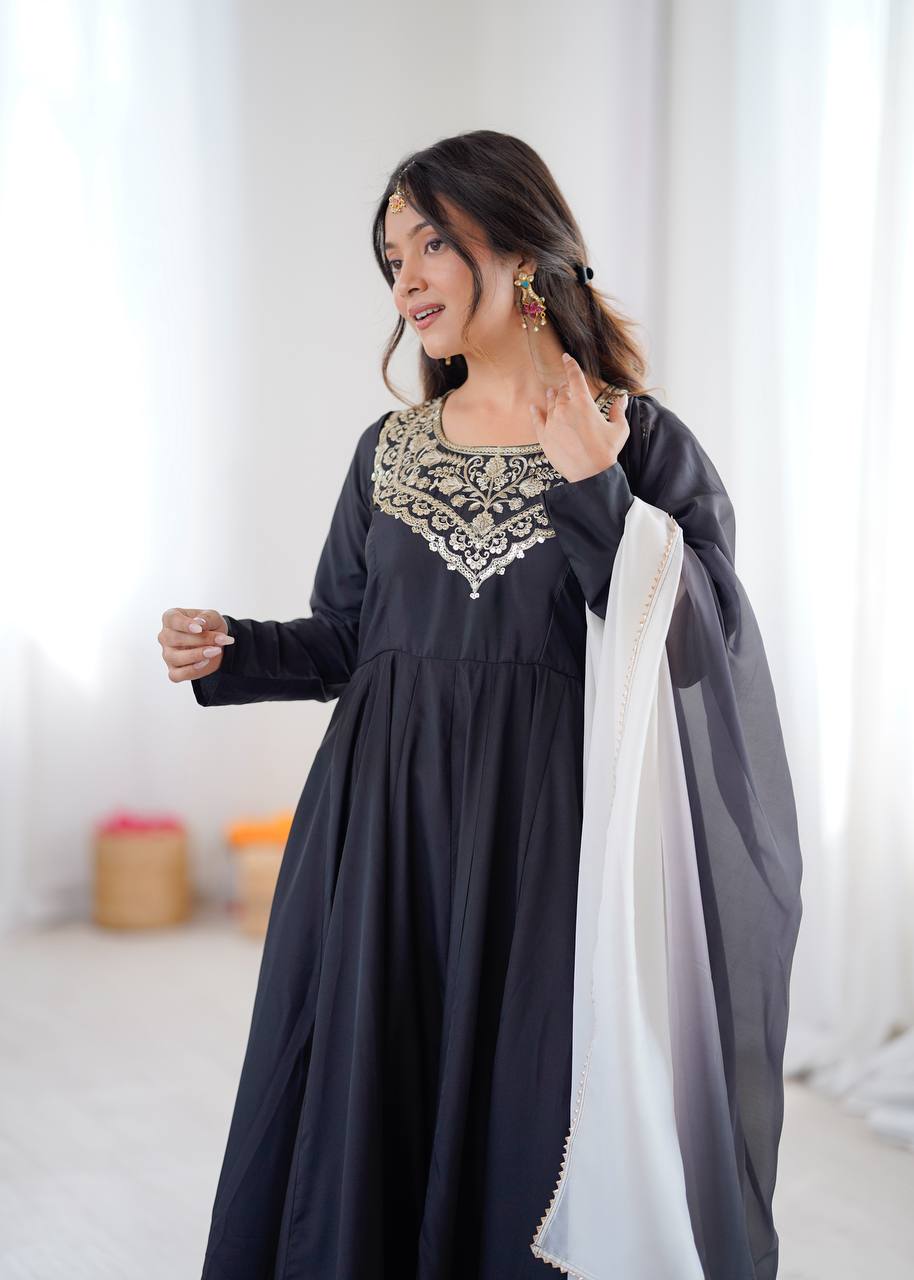 Eloriya Premium Black Embroidered French Crepe Anarkali Suitset | Eloriya India
