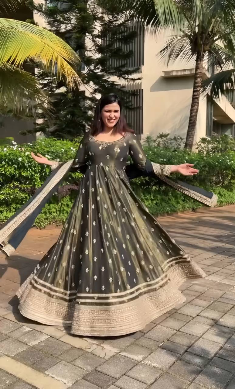 Eloriya Designer Party Wear Dark Green Flared Anarkali Suit - S [36] | Eloriya India