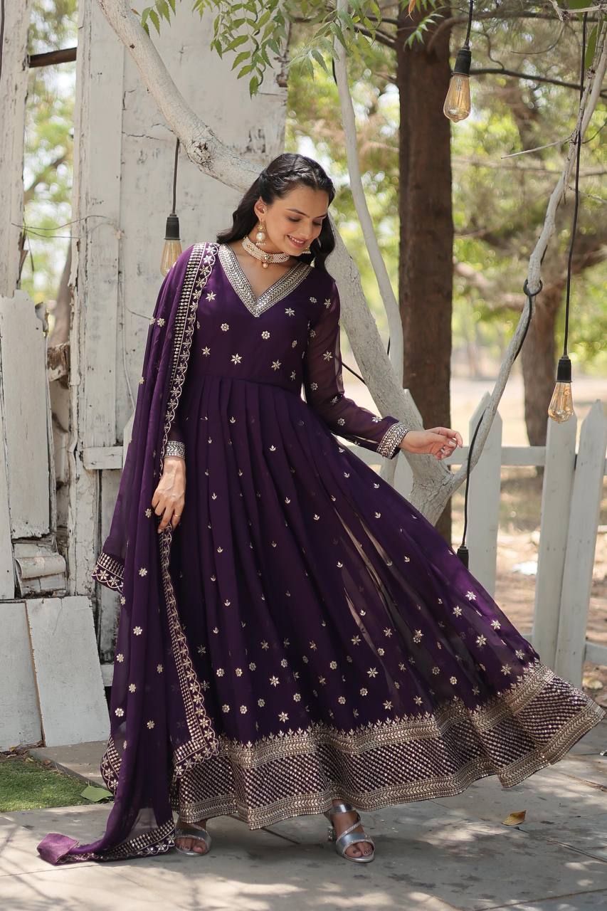 Eloriya Amee's Faux Blooming Gown | Eloriya India