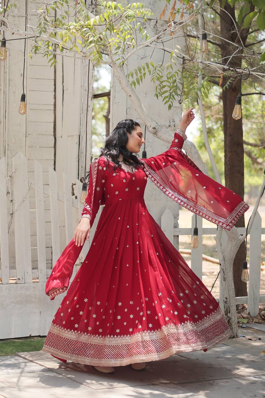 Eloriya Amee's Faux Blooming Gown - Royal Purple | Eloriya India
