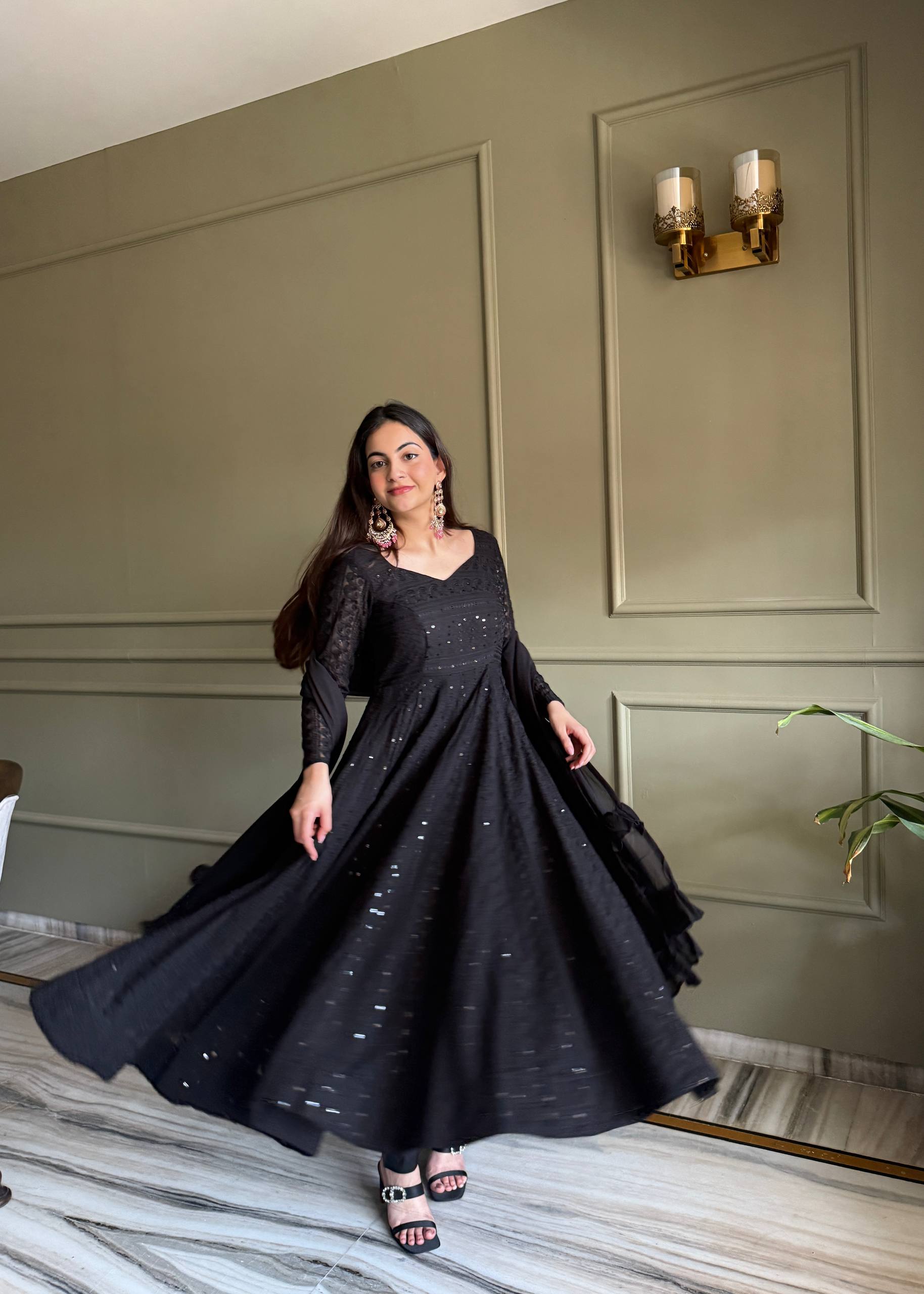 Eloriya Black Luxe Lucknowi Sequins Anarkali Suit Set - XS [34] | Eloriya India