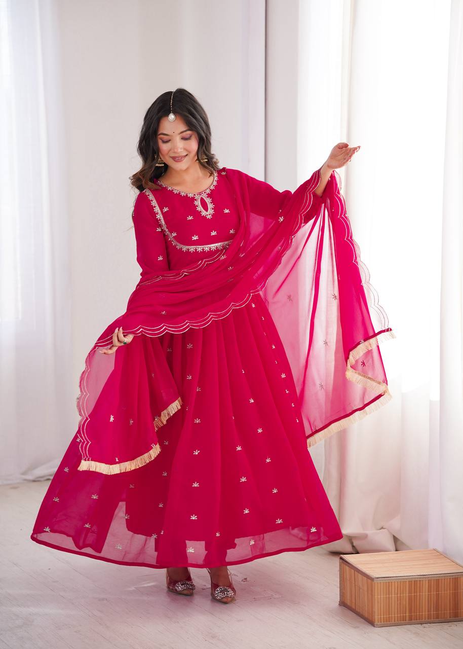 Eloriya Janvi's Sequin Embroidered Georgette Gown Set - M [38] | Eloriya India