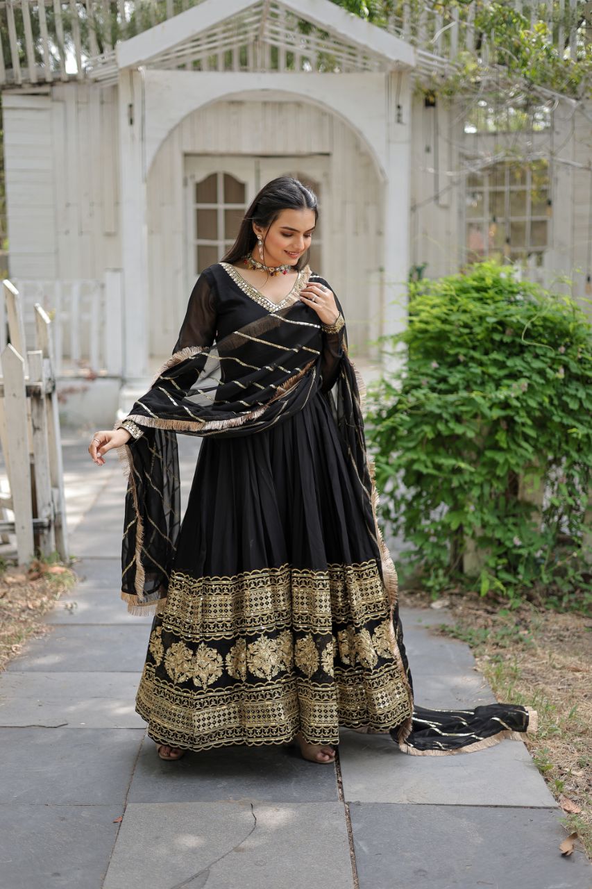 Eloriya Sandhiya Black Premium Quality Anarkali Suit Set - S [36] | Eloriya India