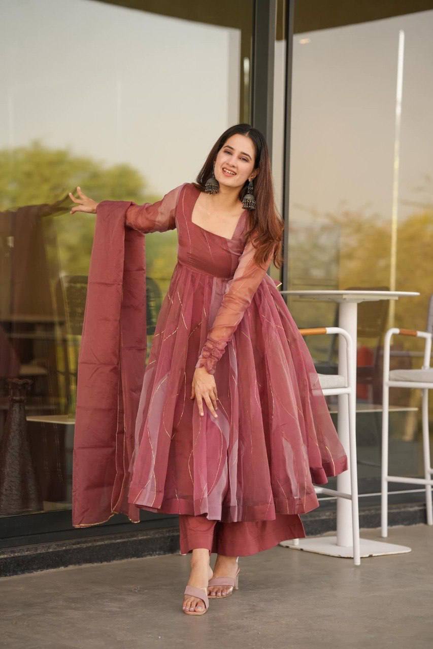 Eloriya Salmon Organza Suit Set - XS [34] | Eloriya India